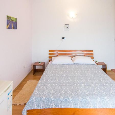 Sobe Rolo Uz More Hotel Biograd Na Moru Buitenkant foto