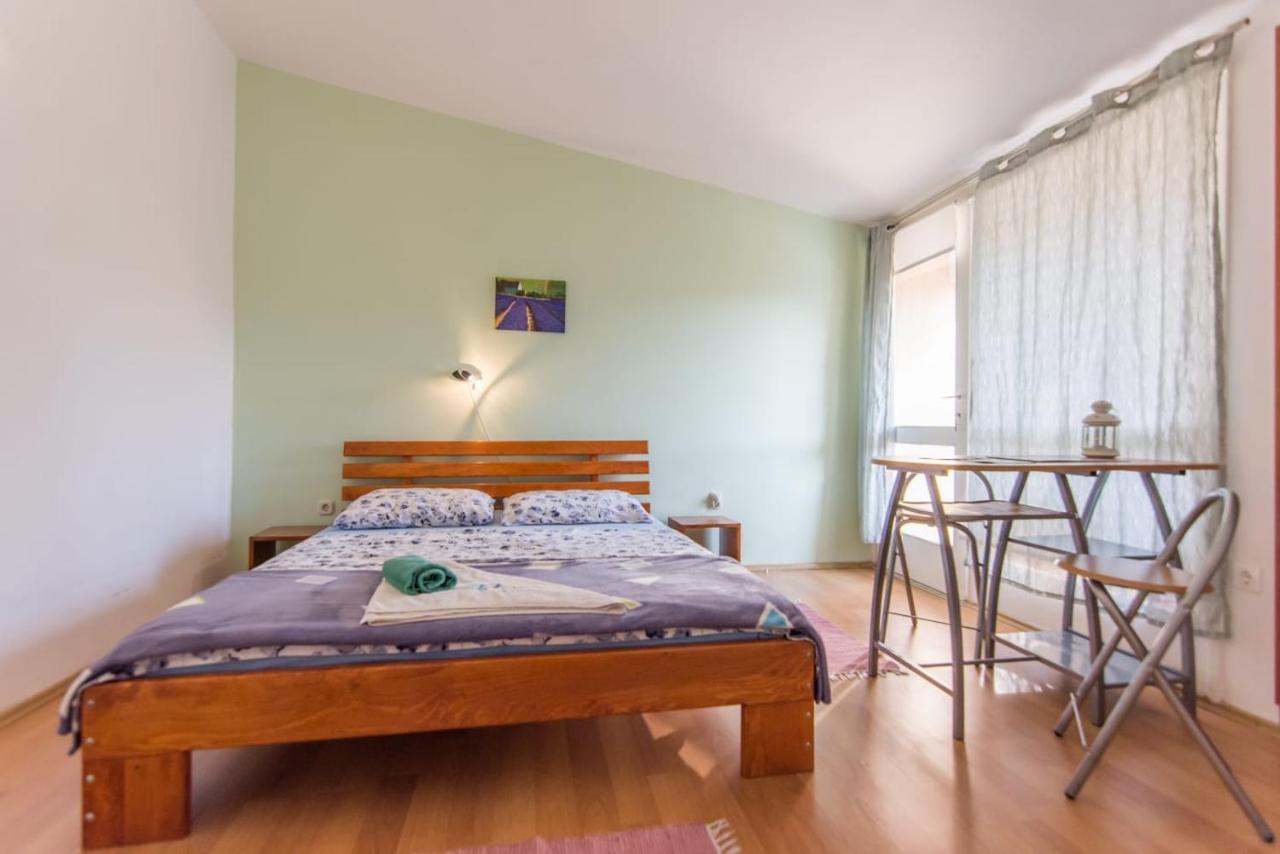 Sobe Rolo Uz More Hotel Biograd Na Moru Buitenkant foto