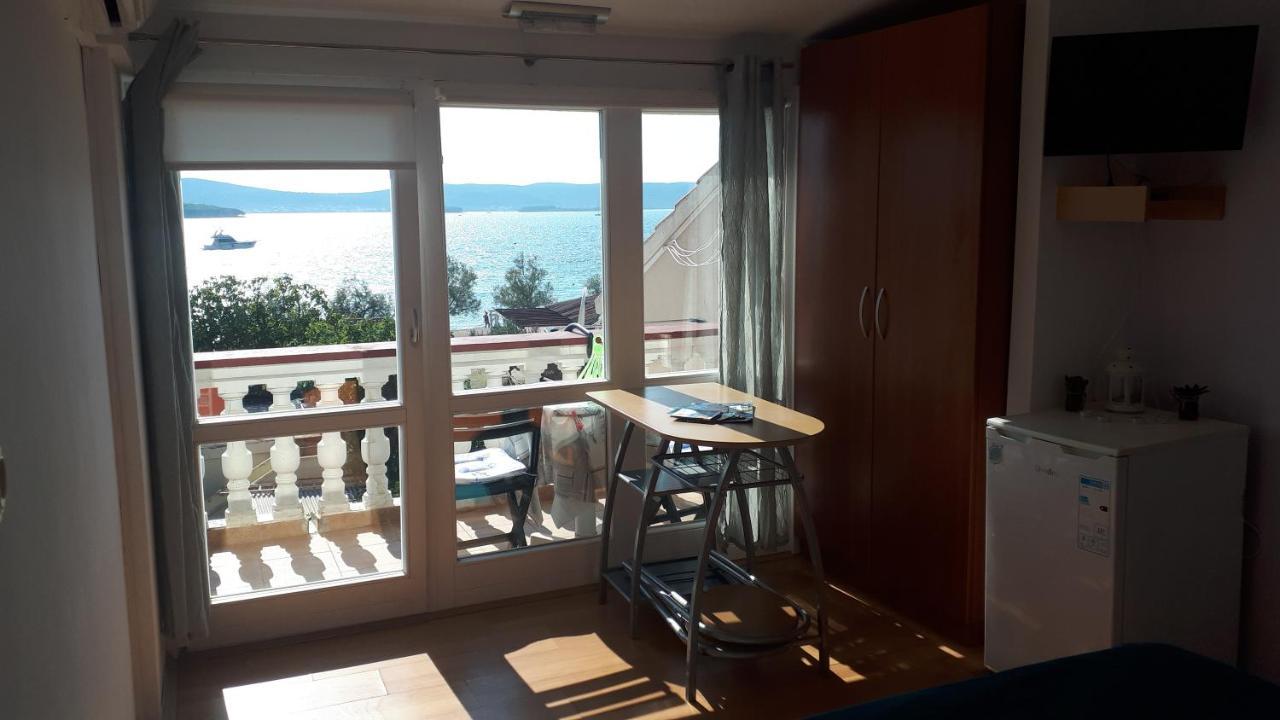 Sobe Rolo Uz More Hotel Biograd Na Moru Buitenkant foto