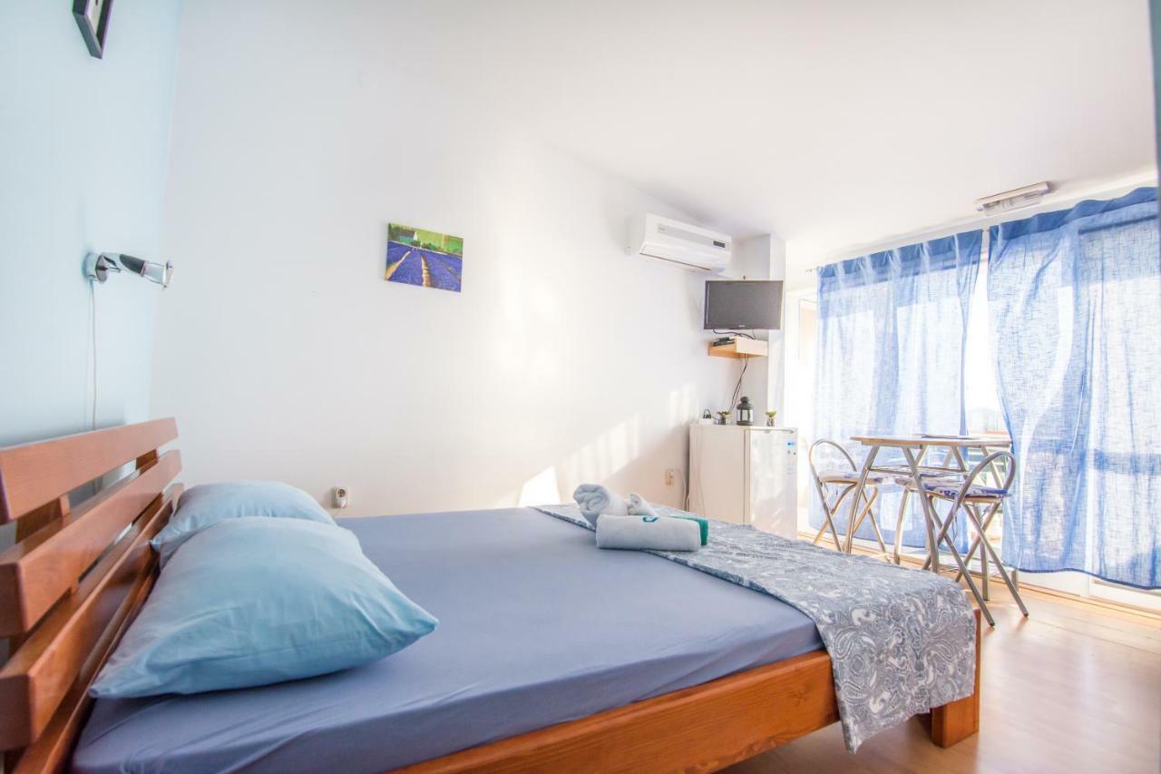Sobe Rolo Uz More Hotel Biograd Na Moru Buitenkant foto