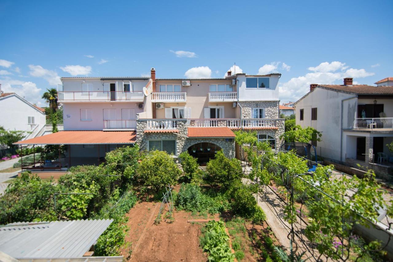 Sobe Rolo Uz More Hotel Biograd Na Moru Buitenkant foto